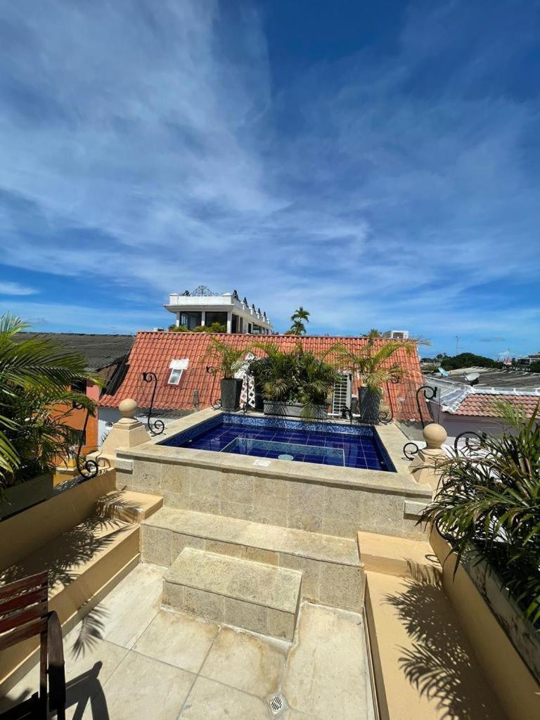 7 Bedroom Styled House In The Walled Apartahotel